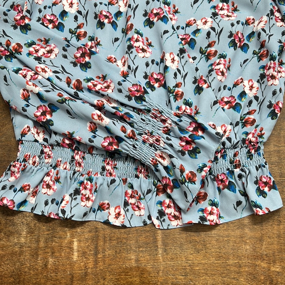 Scripted blouse size small - Picture 2 of 8